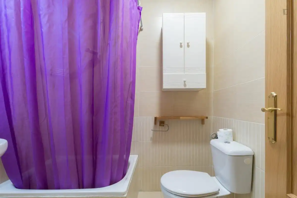 Habitación en Reyes Católicos