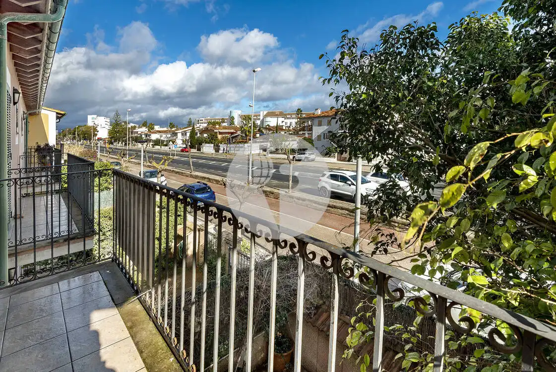 Außenansicht von Einfamilien-Reihenhaus zum Verkauf in Alcúdia mit Terrasse, Schwimmbad und Balkon