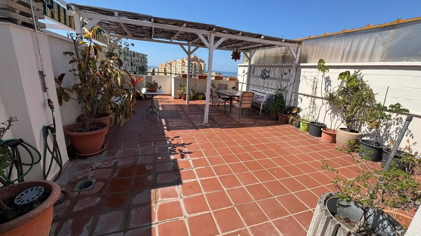 Terrassa de Àtic en venda en Rincón de la Victoria amb Aire condicionat, Jardí privat i Terrassa