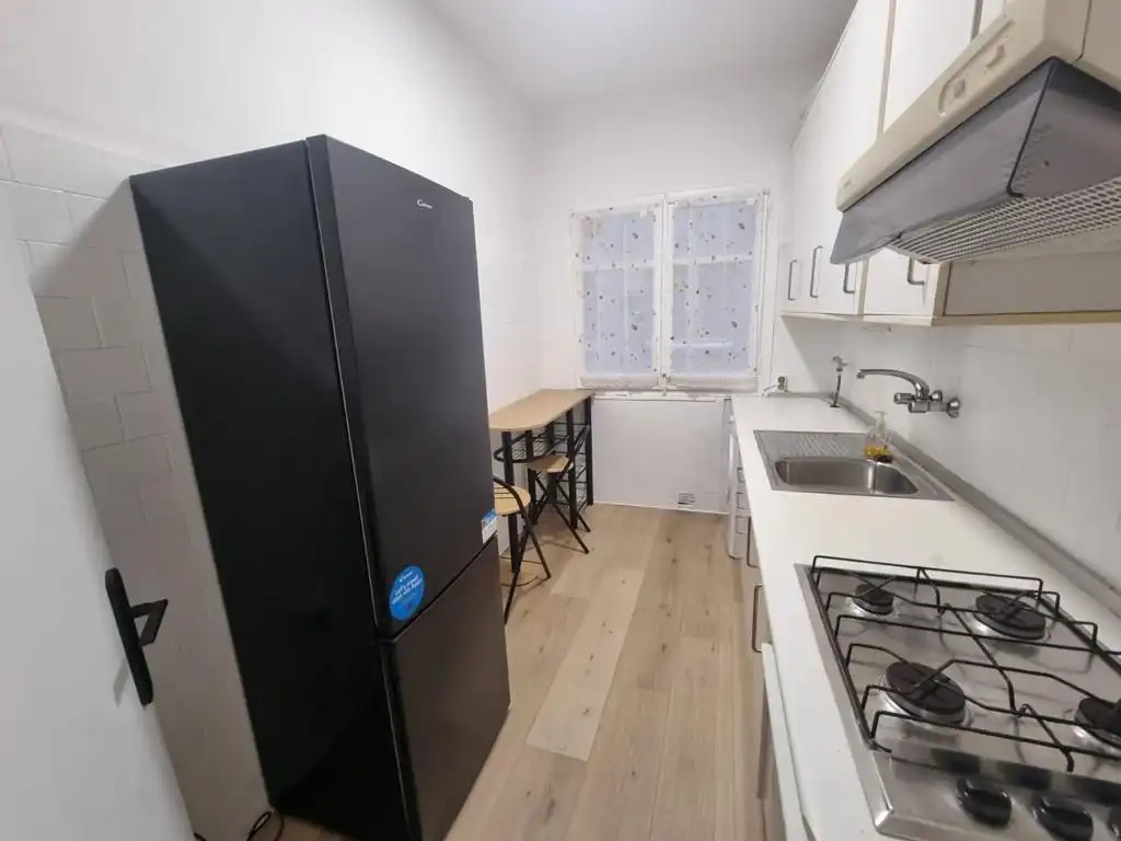 Cuina de Pis de lloguer en Lleida amb Aire condicionat, Calefacció i Parquet