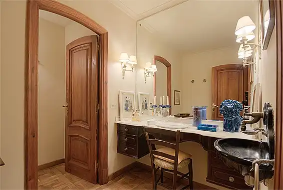 Baño de Finca rústica en venta en Escorca con Jardín privado, Terraza y Piscina