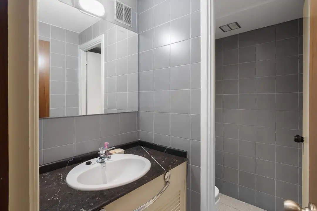 Baño de Piso en venta en Donostia - San Sebastián  con Aire acondicionado y Alarma