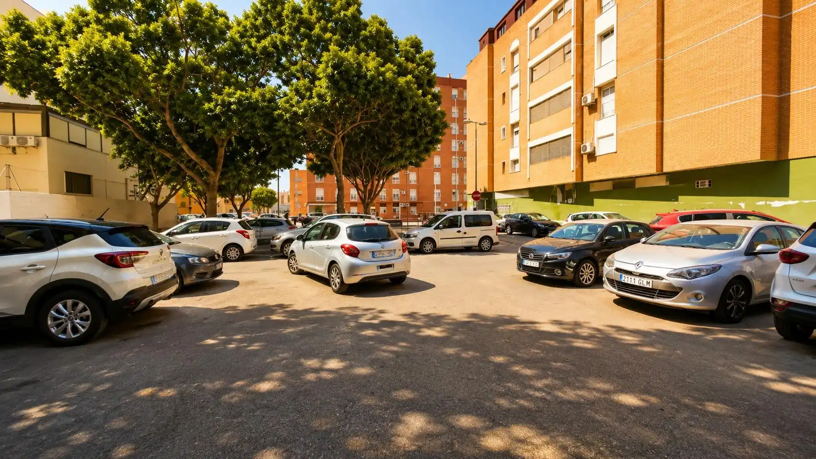 Parking de Piso en venta en Almería con Aire acondicionado y Balcón