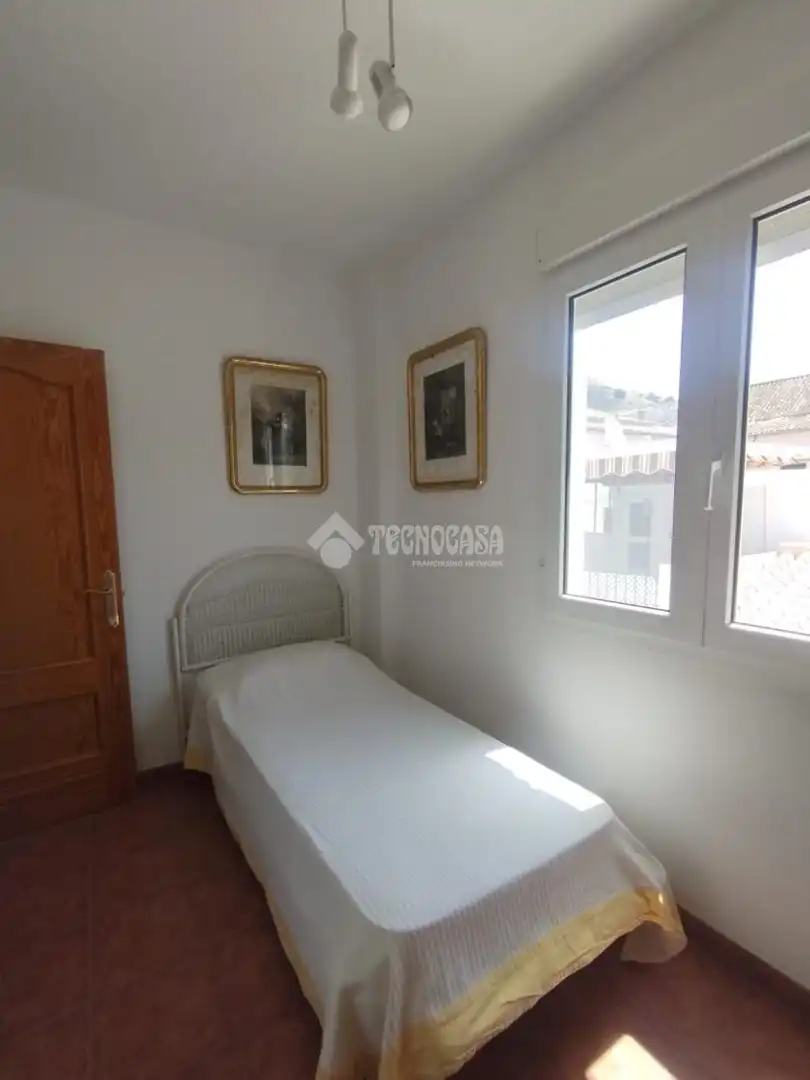 Schlafzimmer von Einfamilien-Reihenhaus zum Verkauf in Málaga mit Klimaanlage, Terrasse und Balkon