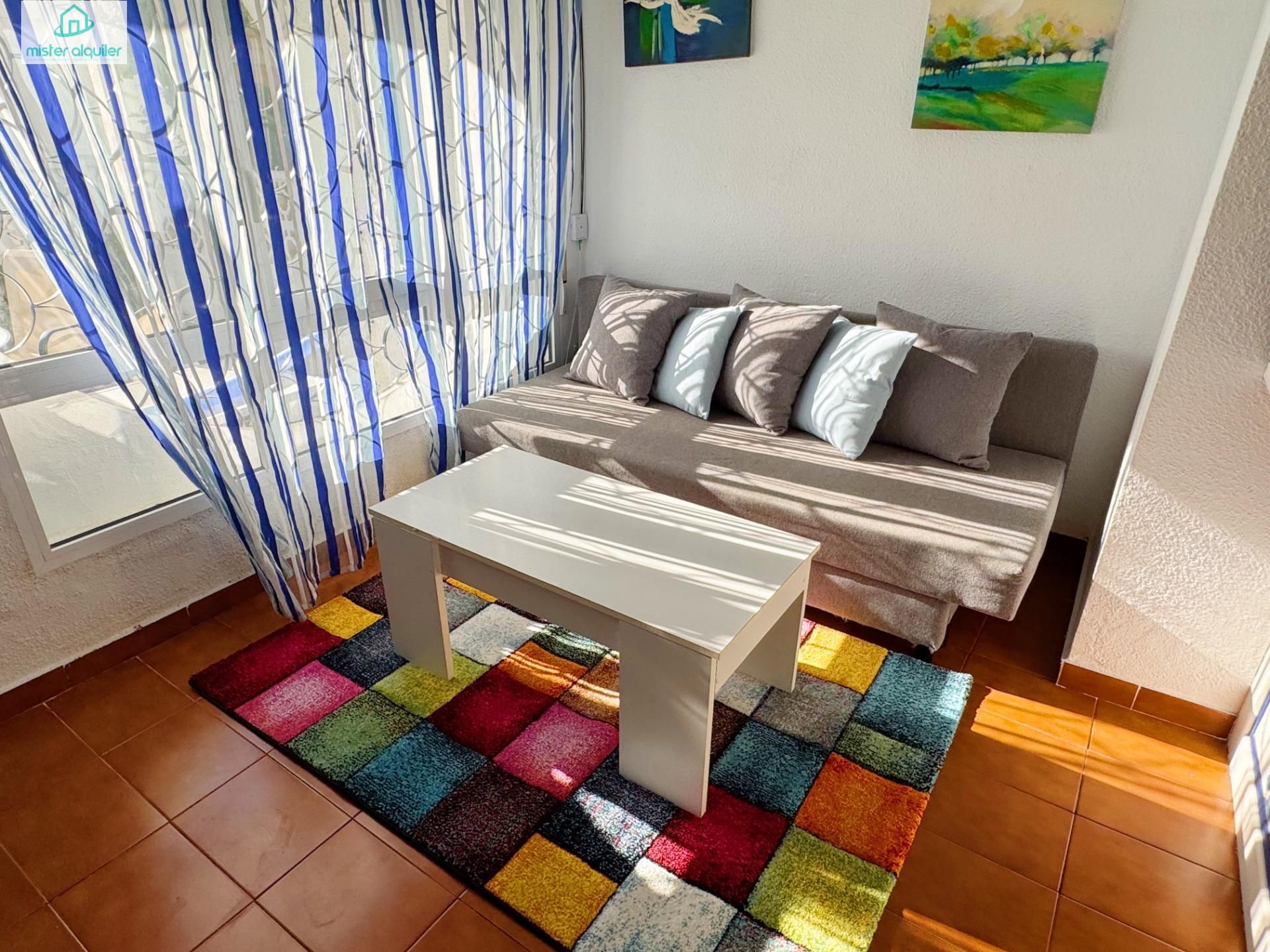 Living room of Single-family semi-detached to rent in El Campello  with Heating, Private garden and Terrace