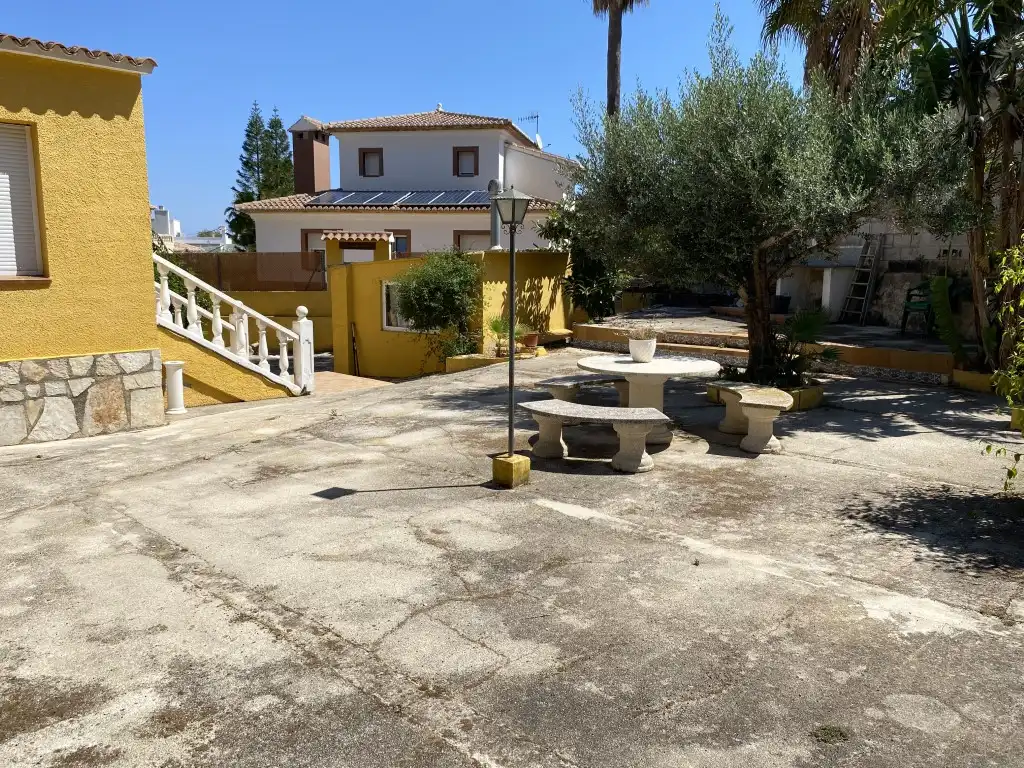 Houses for sale in El Montgó
