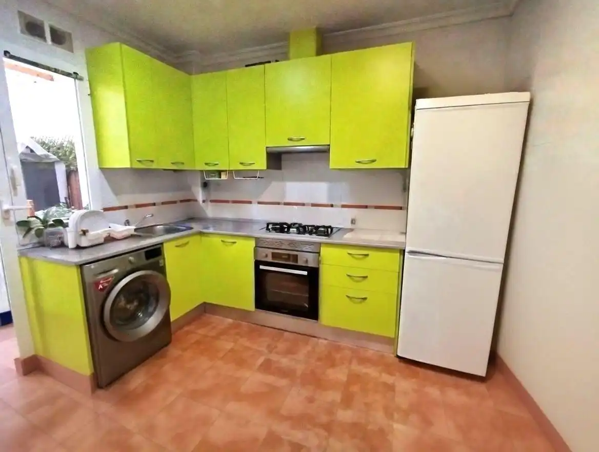 Cocina de Piso en venta en La Roda con Calefacción y Trastero