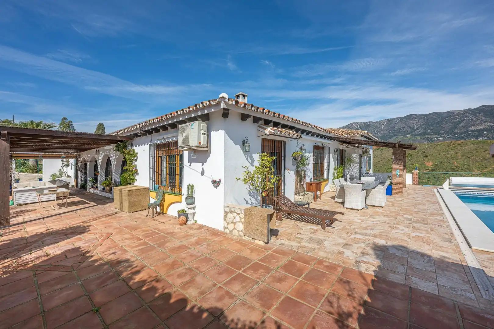 Jardí de Casa o xalet en venda en Mijas amb Aire condicionat, Calefacció i Jardí privat
