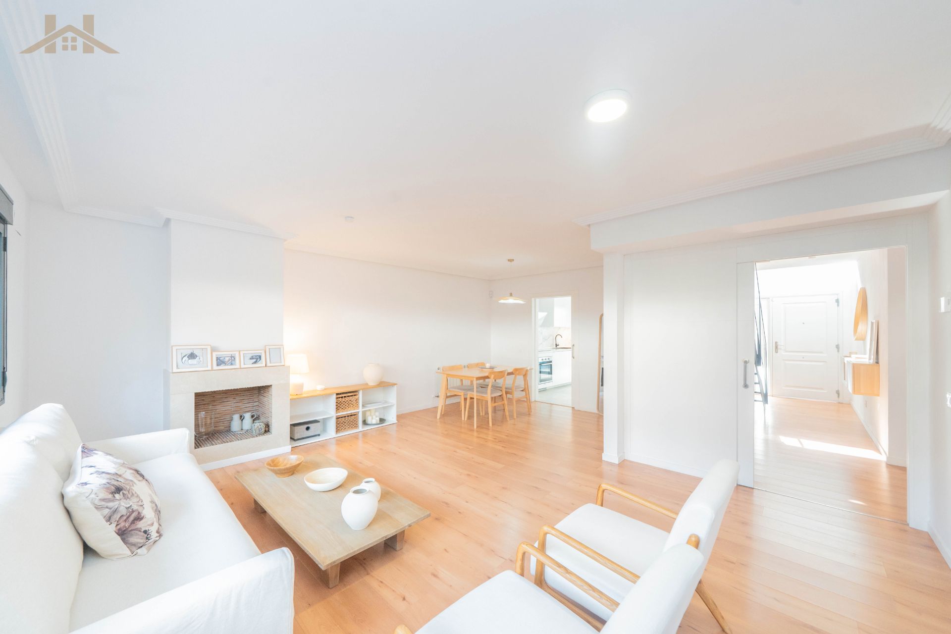 Sala d'estar de Casa adosada en venda en Villamantilla amb Aire condicionat, Calefacció i Parquet