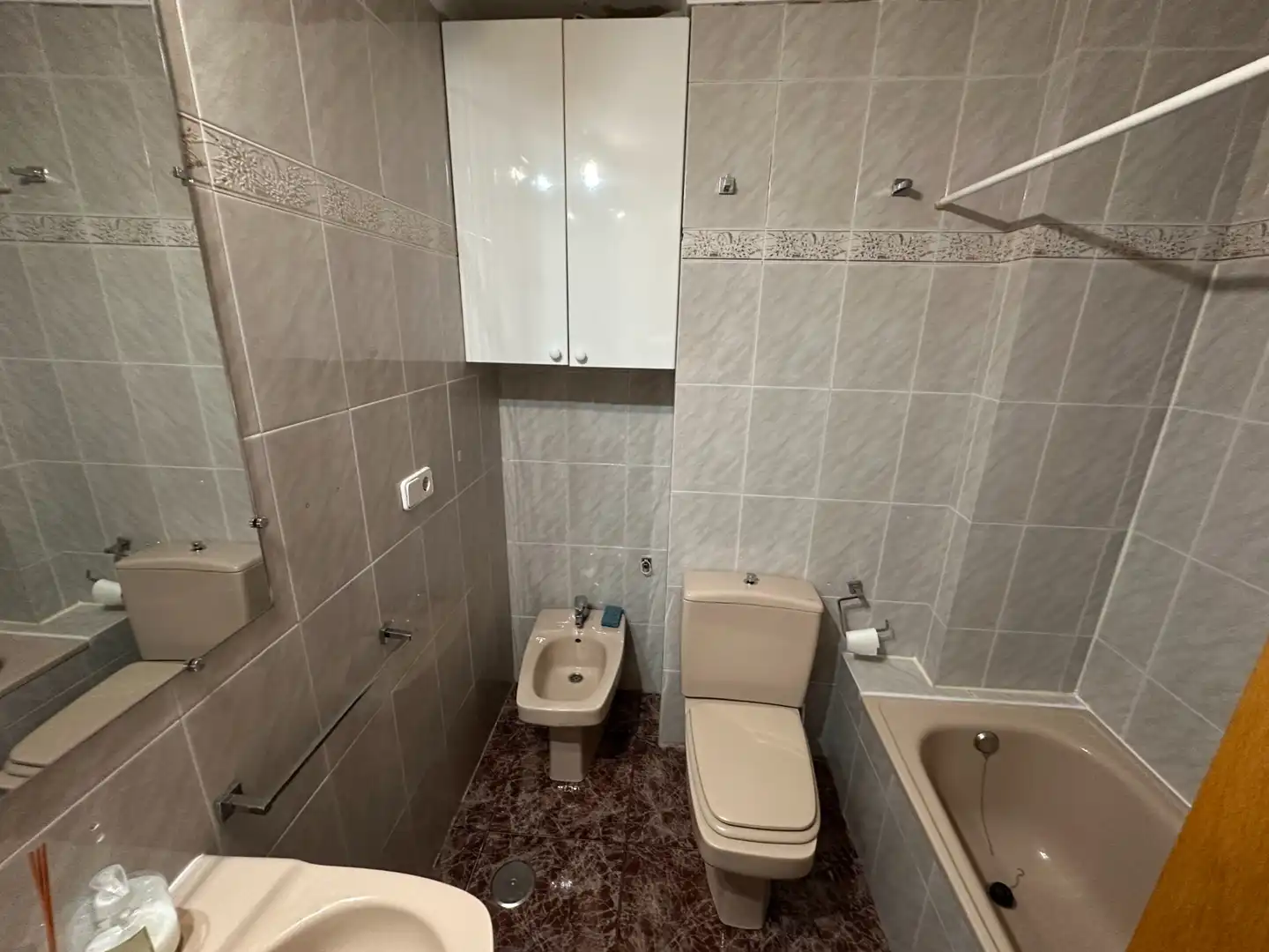 Badezimmer von Wohnungen zur Miete in Cuenca mit Heizung, Möbliert und Waschmaschine