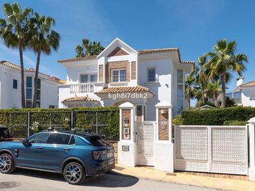 Xalet en venda a Calle García Lorca 58