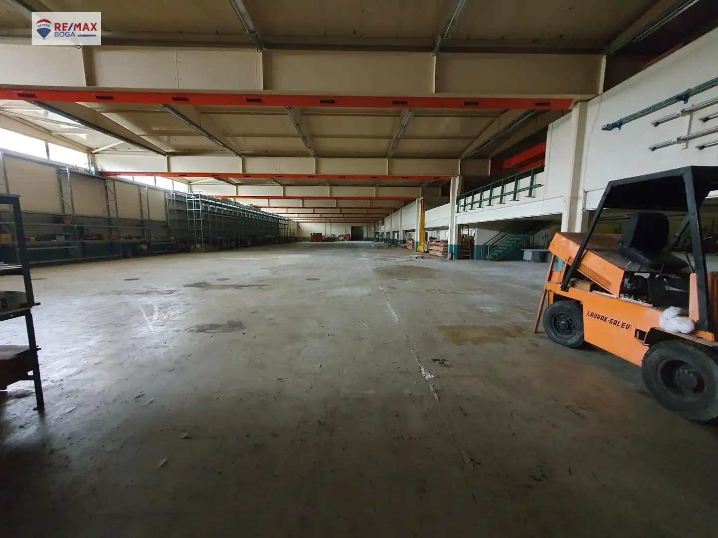 Industrial buildings for sale in Sangüesa / Zangoza