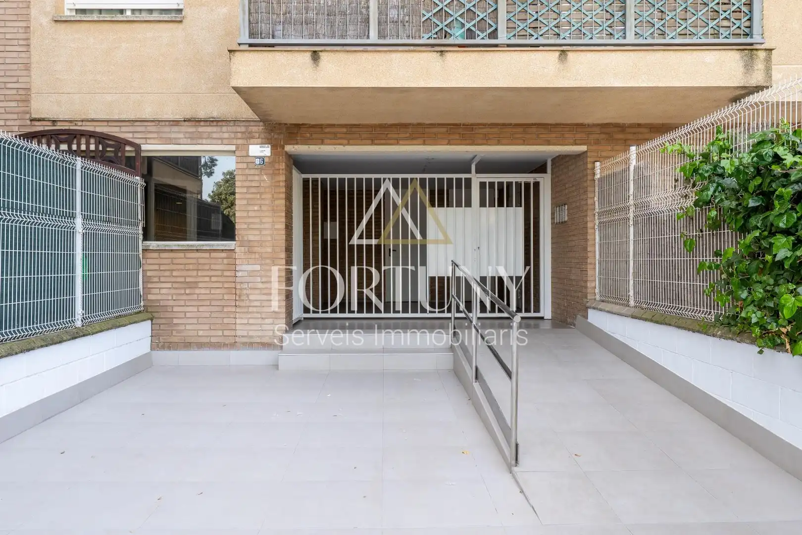 Vista exterior de Piso en venta en Reus con Aire acondicionado, Calefacción y Balcón