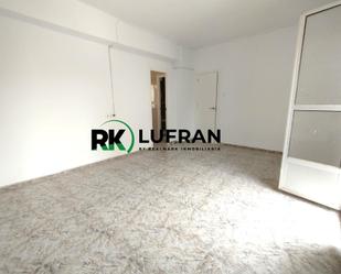 Bedroom of Flat for sale in Elda  with Terrace and Balcony