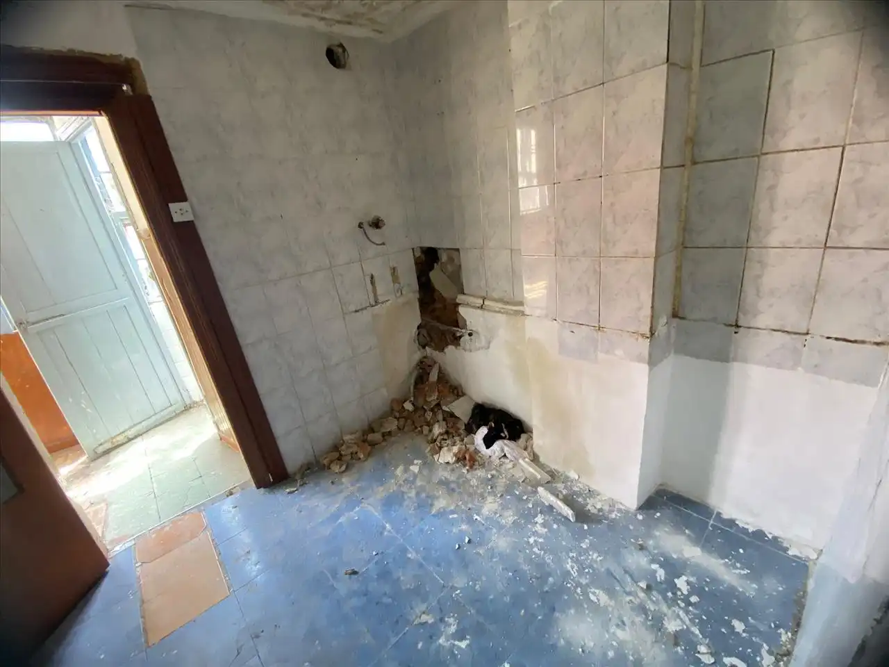 Bathroom of Flat for sale in Miranda de Ebro  with Parquet flooring