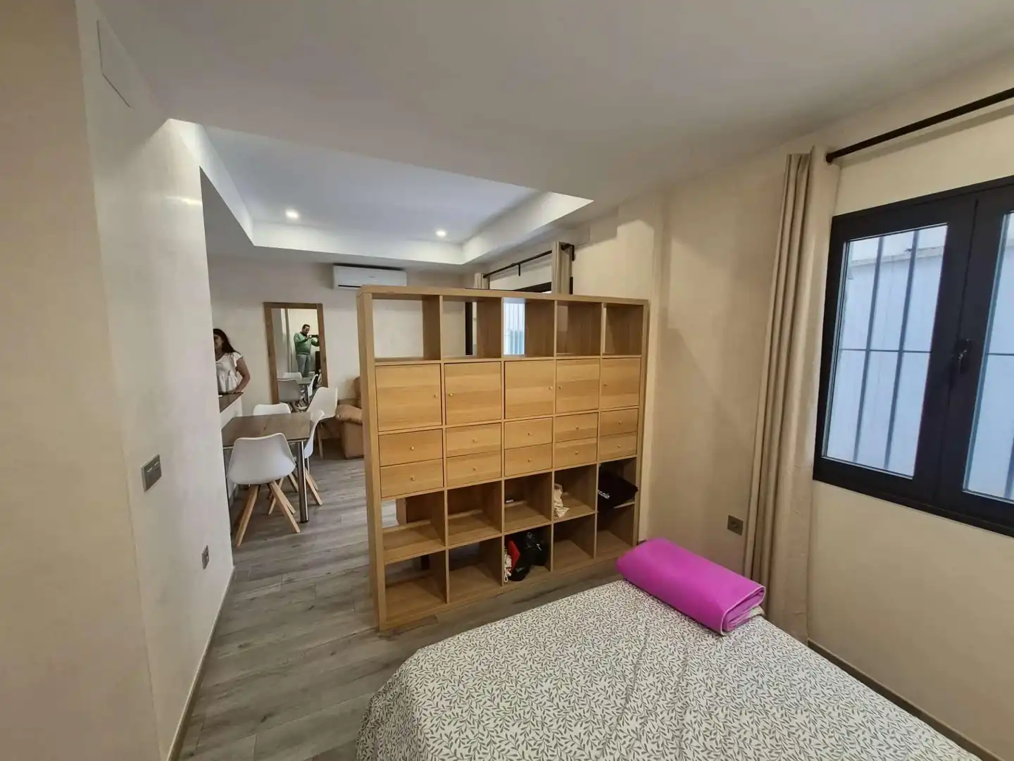 Bedroom of Apartments for rent in Sevilla  with Air Conditioner, Parquet flooring and Furnished
