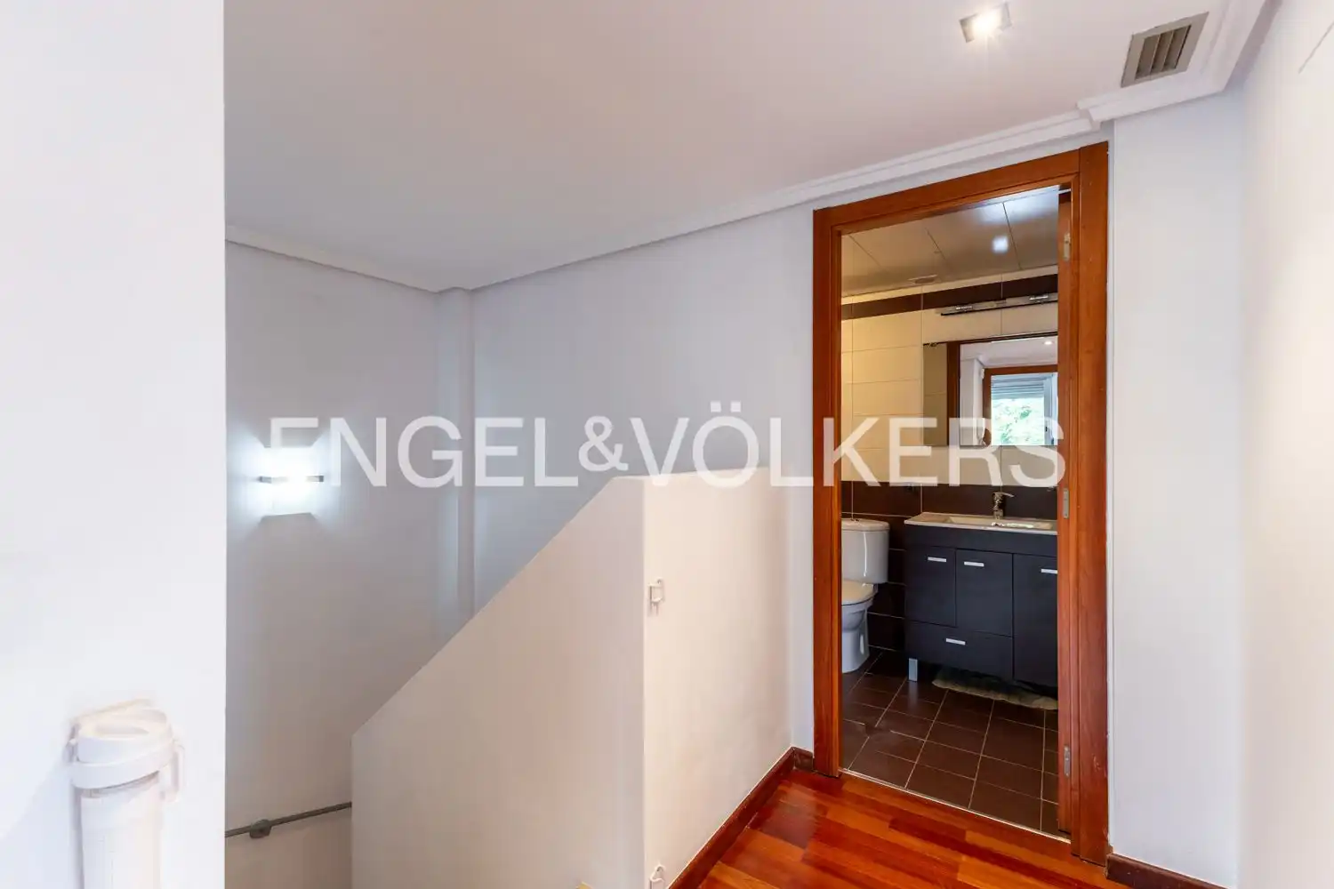 Duplexes for sale in Valencia  with Air Conditioner, Heating and Private garden