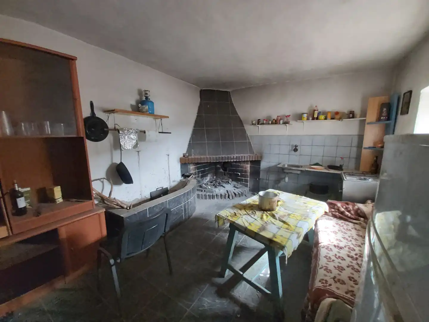 Cuina de Finca rústica en venda en Gérgal amb Moblat