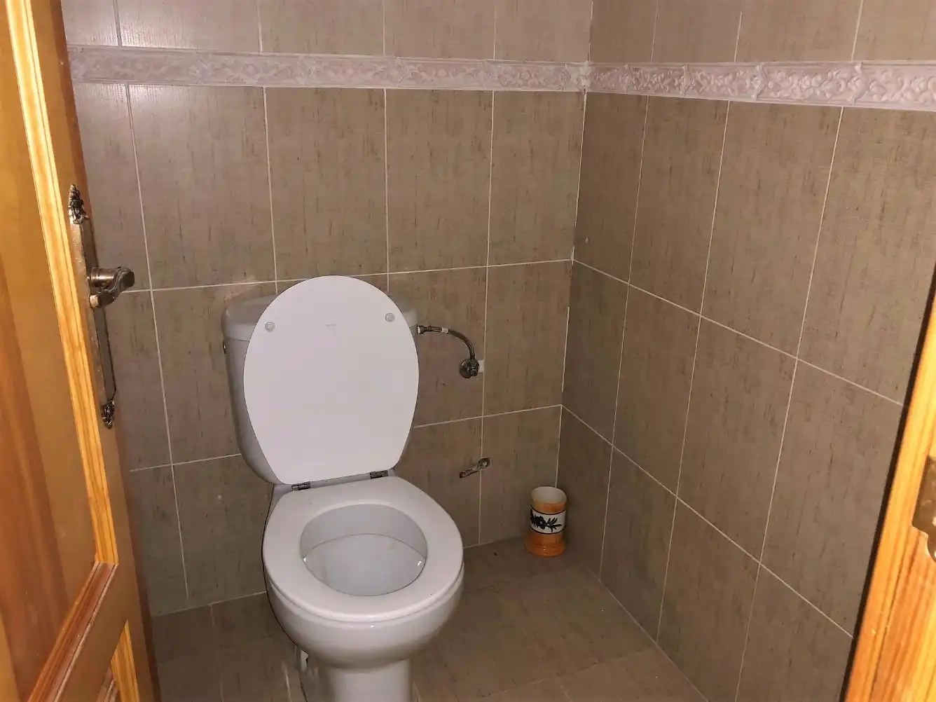 Baño de Nave industrial de alquiler en Serracines