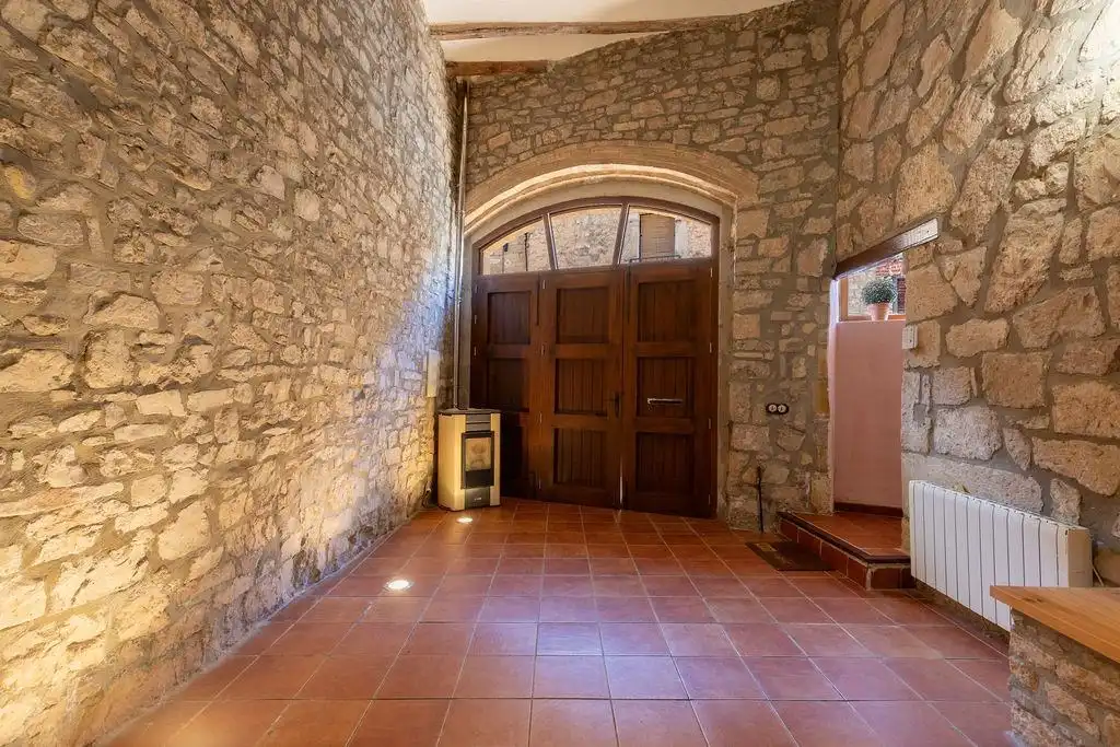 Casa amb terrassa en venda a Vallbona de Les Monges, imagen 13