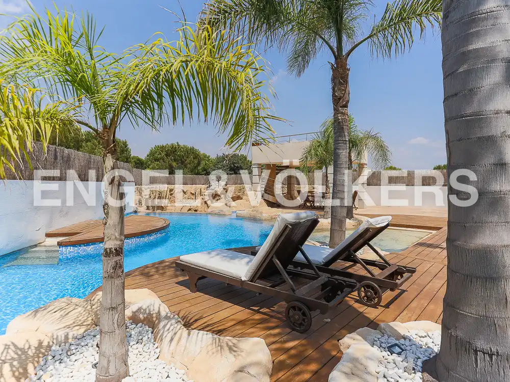 Swimming pool of Houses for sale in Bétera  with Air Conditioner, Heating and Private garden