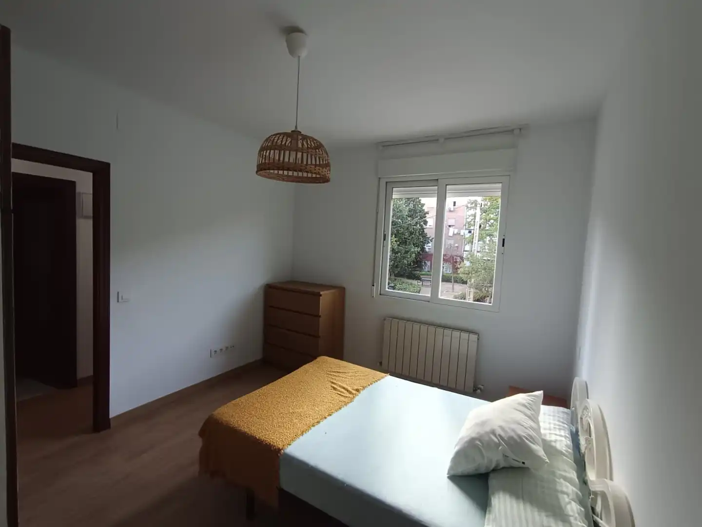 Bedroom of Flat for rent in Madrid  with Heating, Terrace and Oven