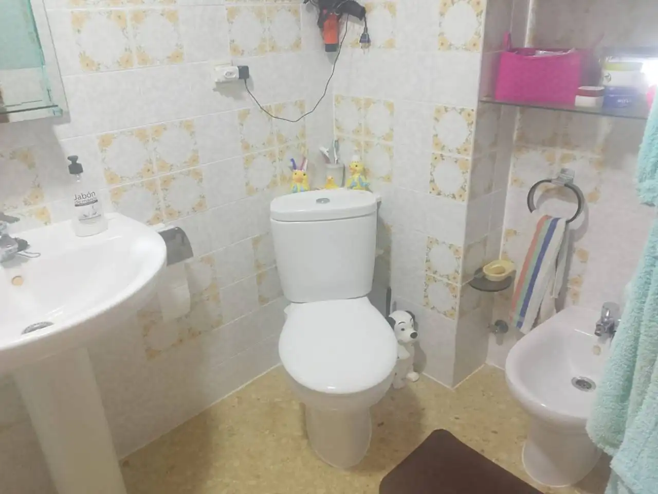 Baño de Piso en venta en Miramar con Aire acondicionado, Terraza y Amueblado