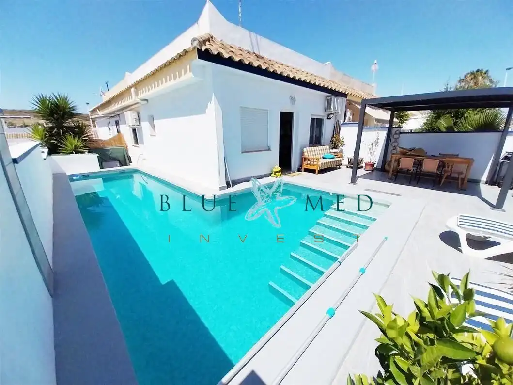 Piscina de Casa o xalet en venda en Mazarrón amb Aire condicionat, Terrassa i Piscina