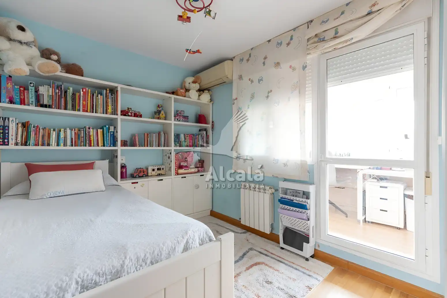 Habitación de Piso en venta en Arganda del Rey con Aire acondicionado, Calefacción y Jardín privado