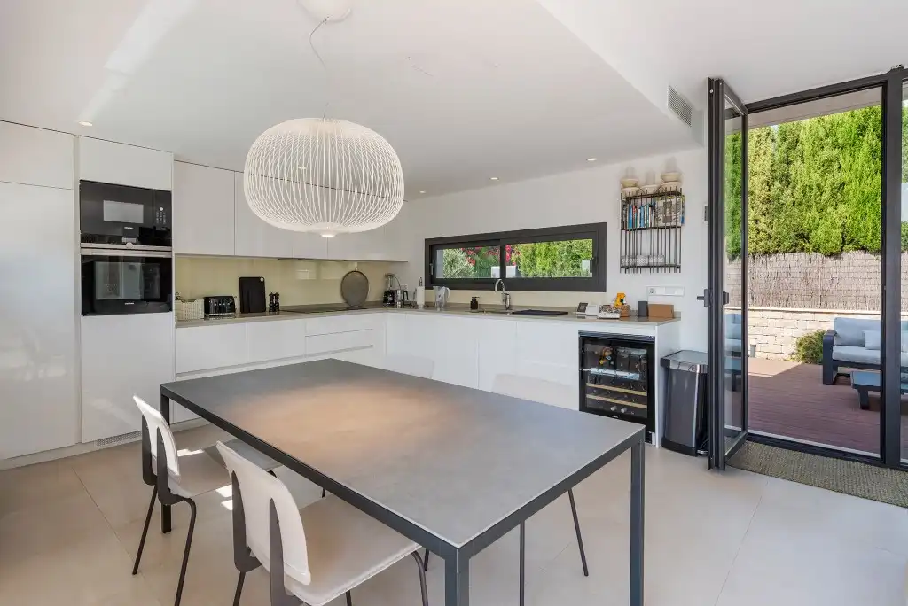 Küche von Haus oder Chalet zum Verkauf in Alcúdia mit Klimaanlage, Privatgarten und Terrasse
