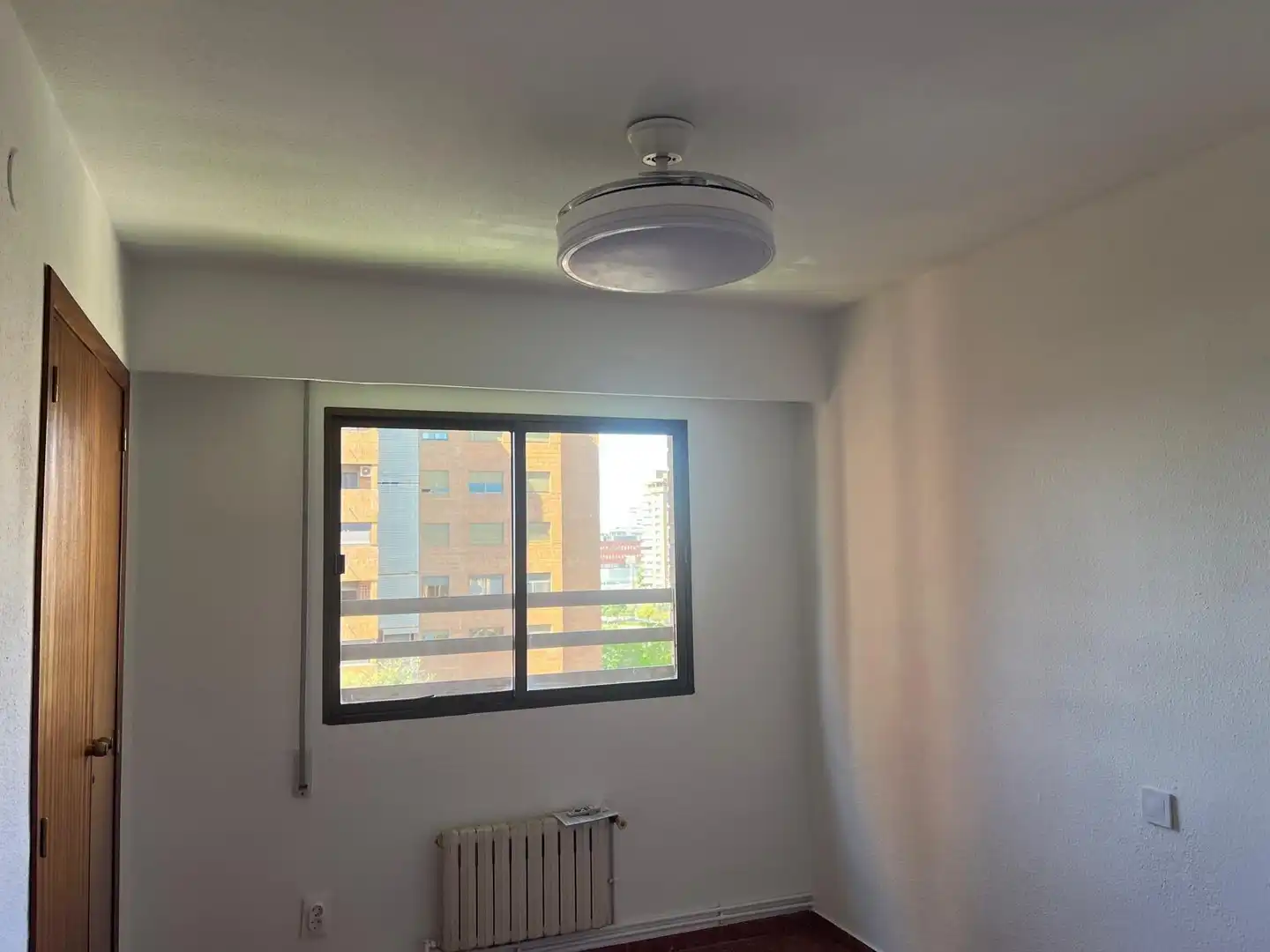 Bedroom of Flat for rent in Valencia  with Private garden, Terrace and Furnished