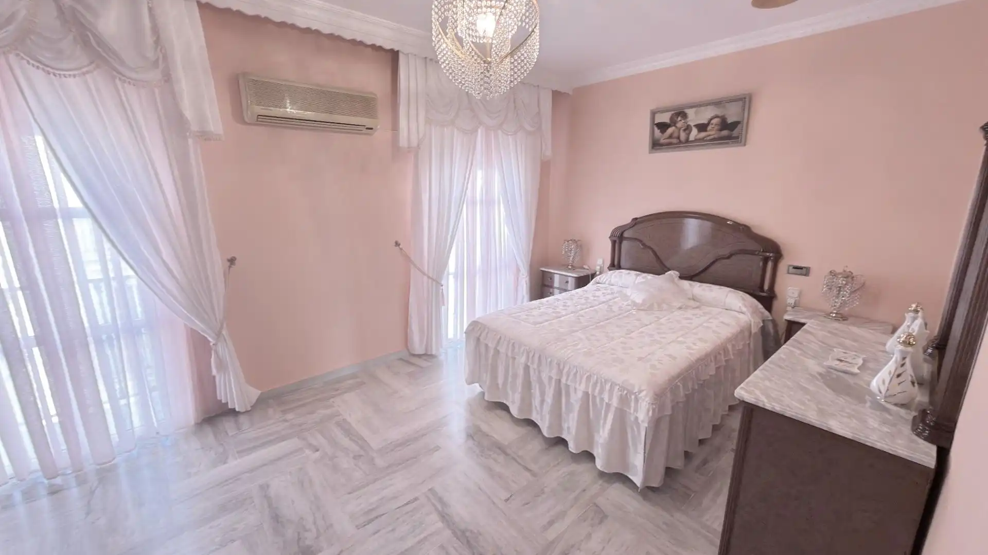Habitación de Casa adosada en venta en Moguer con Terraza