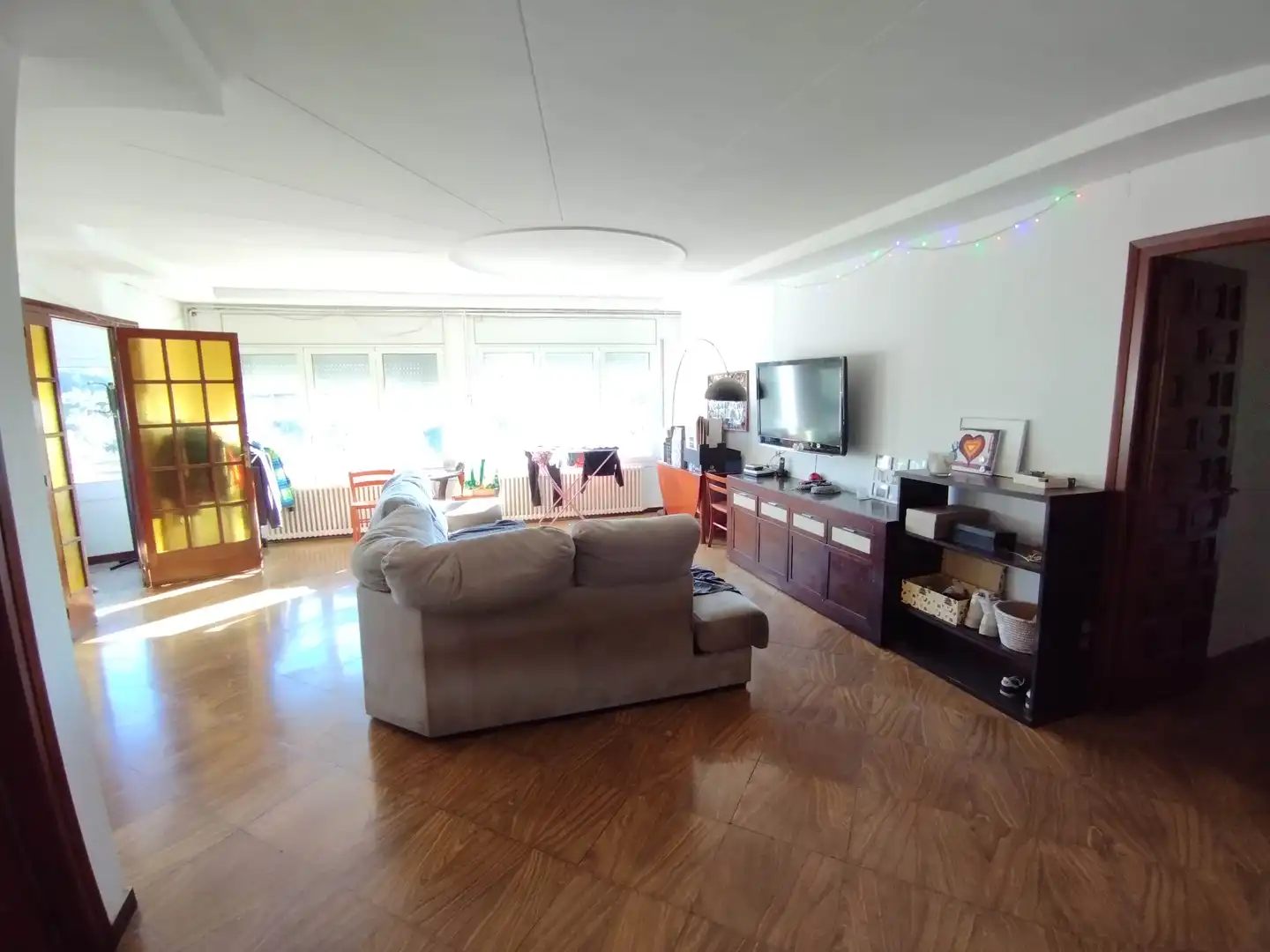 Sala d'estar de Casa o xalet en venda en Cabrils amb Calefacció, Jardí privat i Terrassa