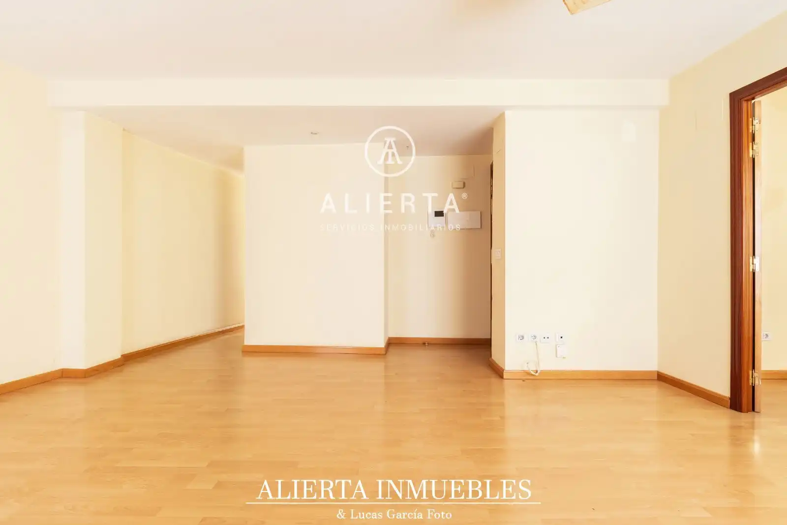 Exterior view of Flat for sale in Zaragoza  with Heating