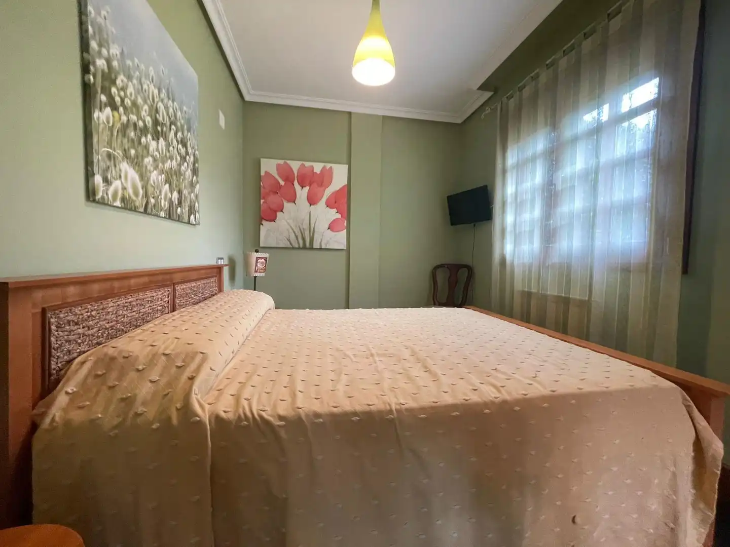 Habitación de Casa adosada en venta en Guriezo con Calefacción, Jardín privado y Terraza