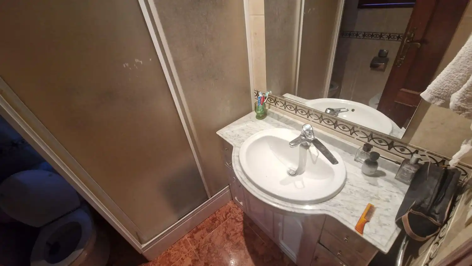 Bany de Casa adosada en venda en Jaén amb Aire condicionat, Calefacció i Terrassa
