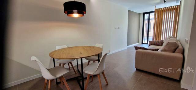 Planta baja en Alquiler en De La Constitucio en Vinalesa