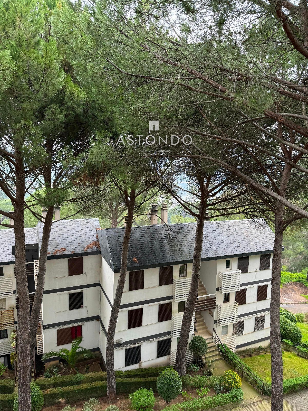 Exterior view of Flat for sale in San Martín de Valdeiglesias  with Heating, Terrace and Storage room