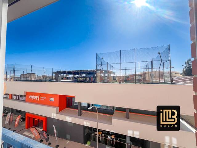 Piso en Alquiler en Calle Argentea en Carranque - Haza Cuevas