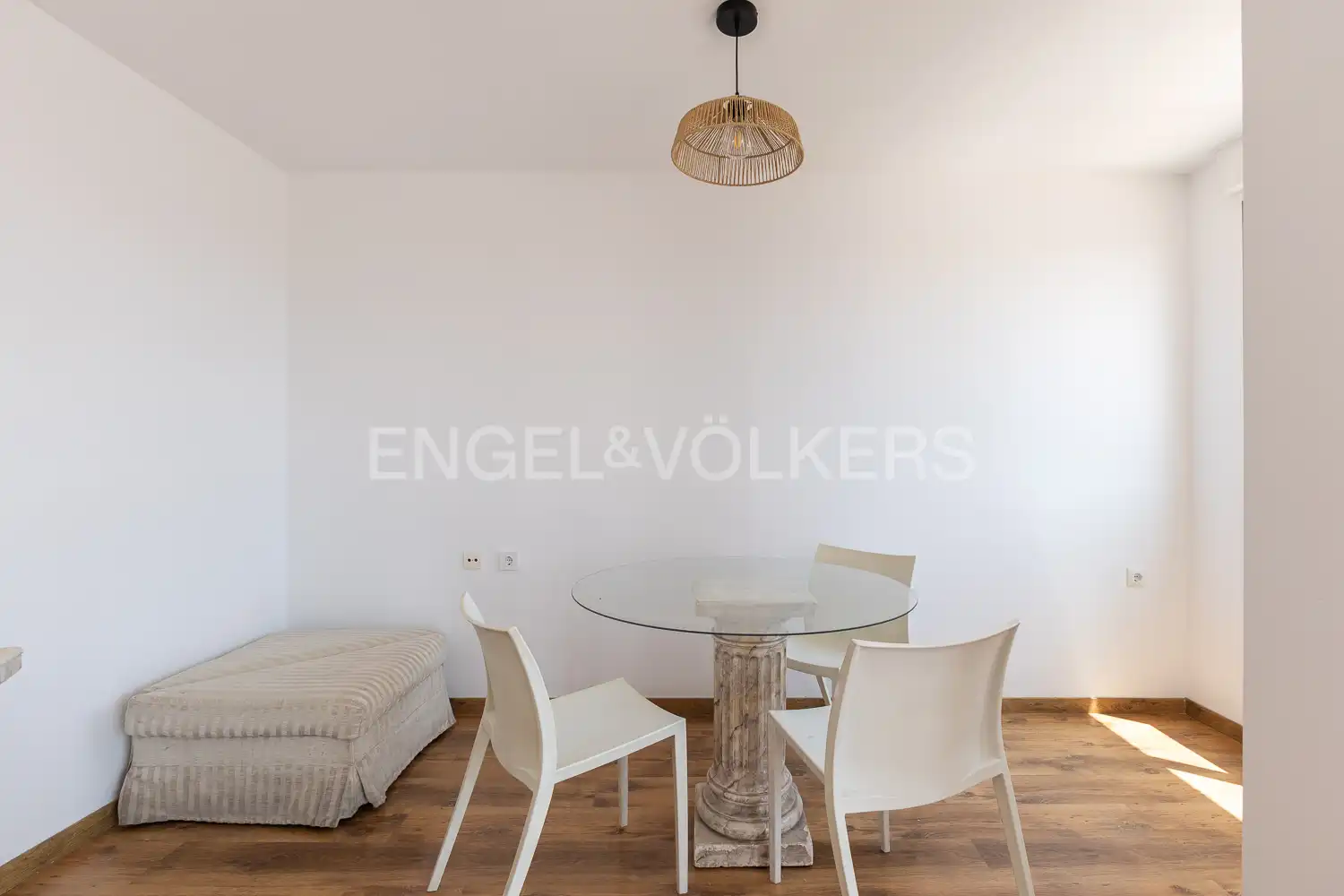 Esszimmer von Dachboden zur Miete in Valencia mit Heizung, Terrasse und Abstellraum