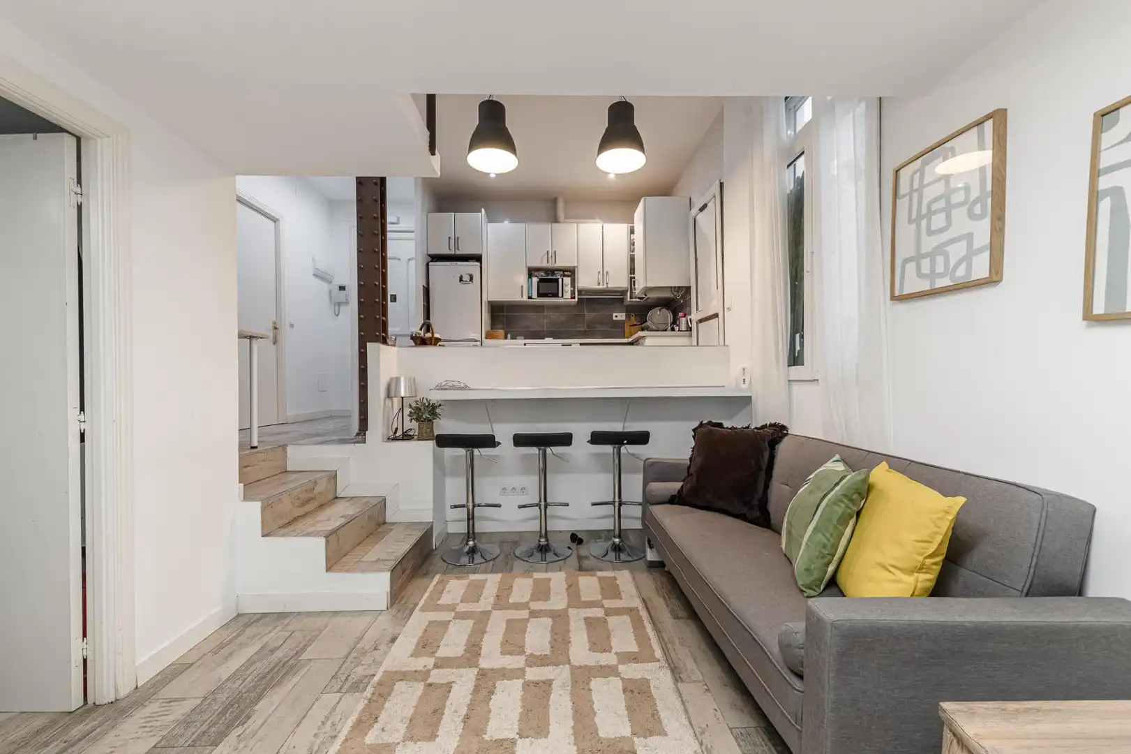 Living room of Flat for sale in Madrid