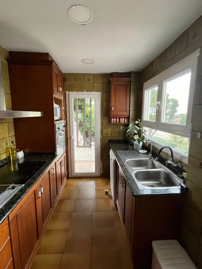 Cocina de Casa o chalet en venta en Manises con Aire acondicionado, Jardín privado y Terraza