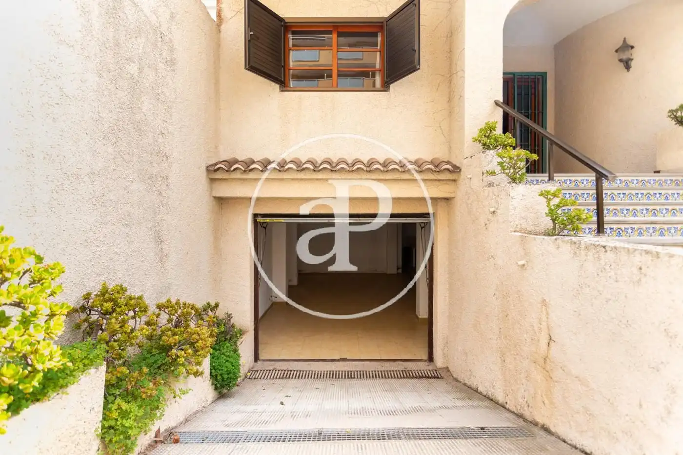 Vista exterior de Casa o xalet en venda en Sueca amb Aire condicionat, Calefacció i Jardí privat
