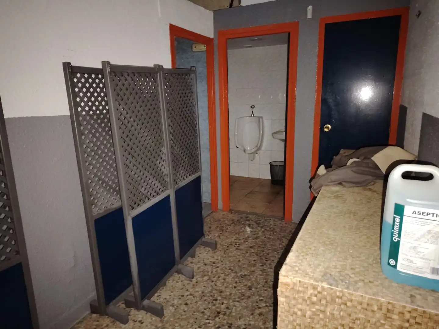 Bathroom of Commercial properties for sale in Santa Isabel - Movera