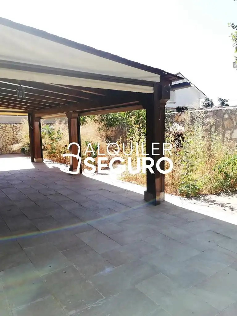 Terraza de Casa o chalet de alquiler en Colmenar Viejo con Calefacción, Terraza y Amueblado