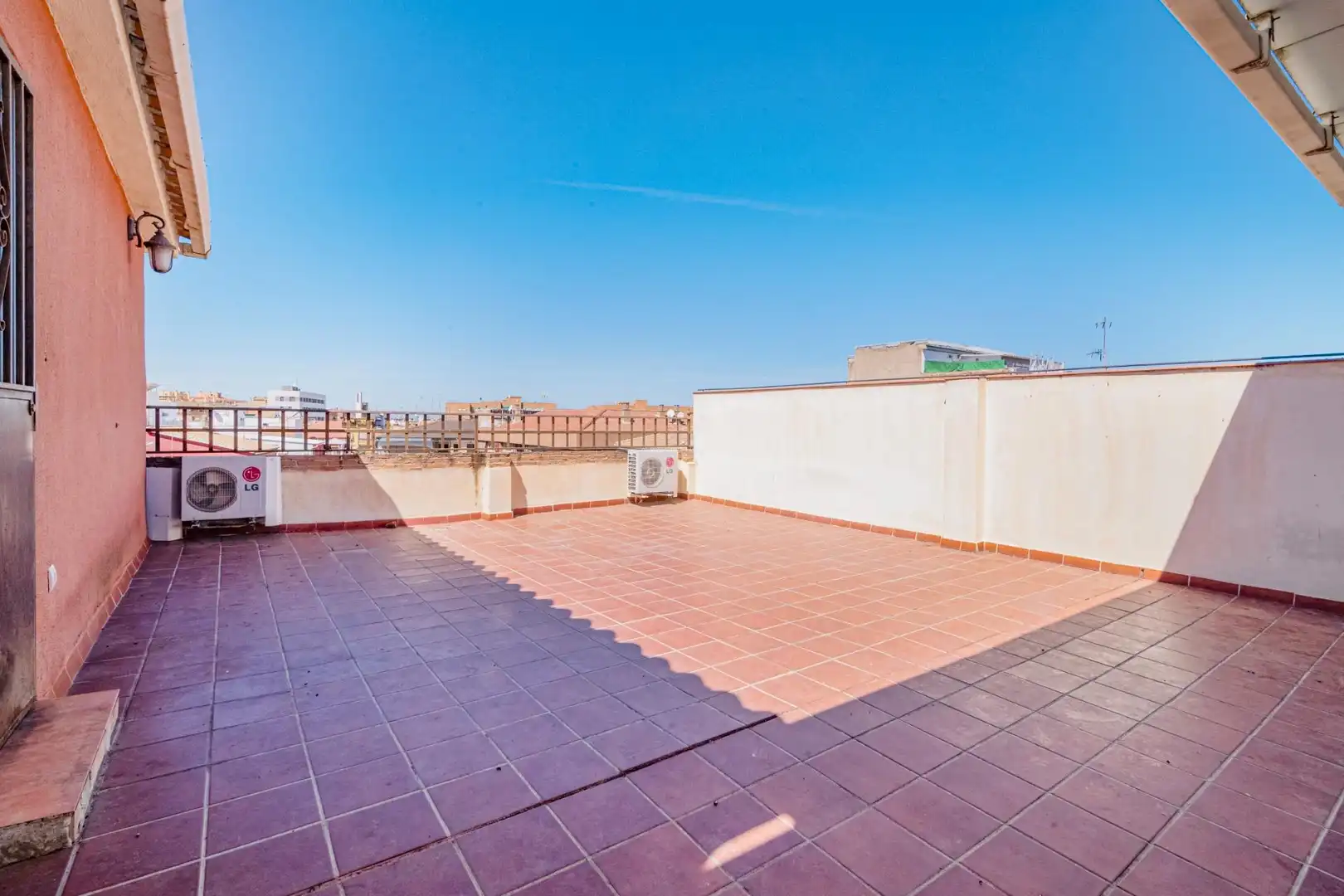 Terrace of Detached homes for sale in Granada  with Air Conditioner, Terrace and Furnished
