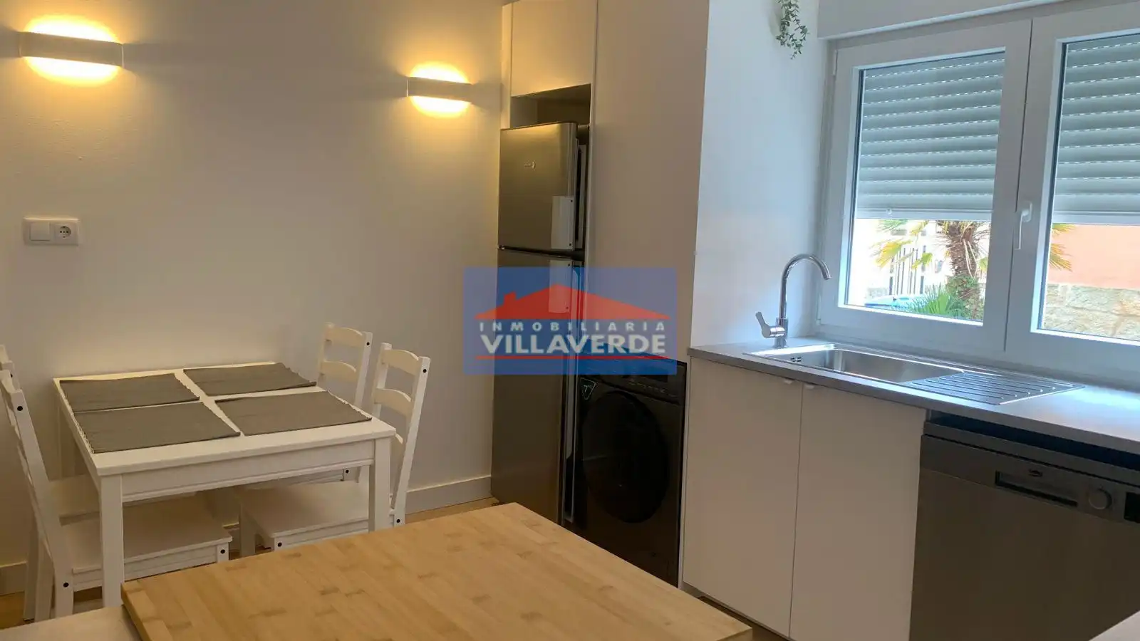 Kitchen of Flat for rent in Cangas   with Heating, Furnished and Internet