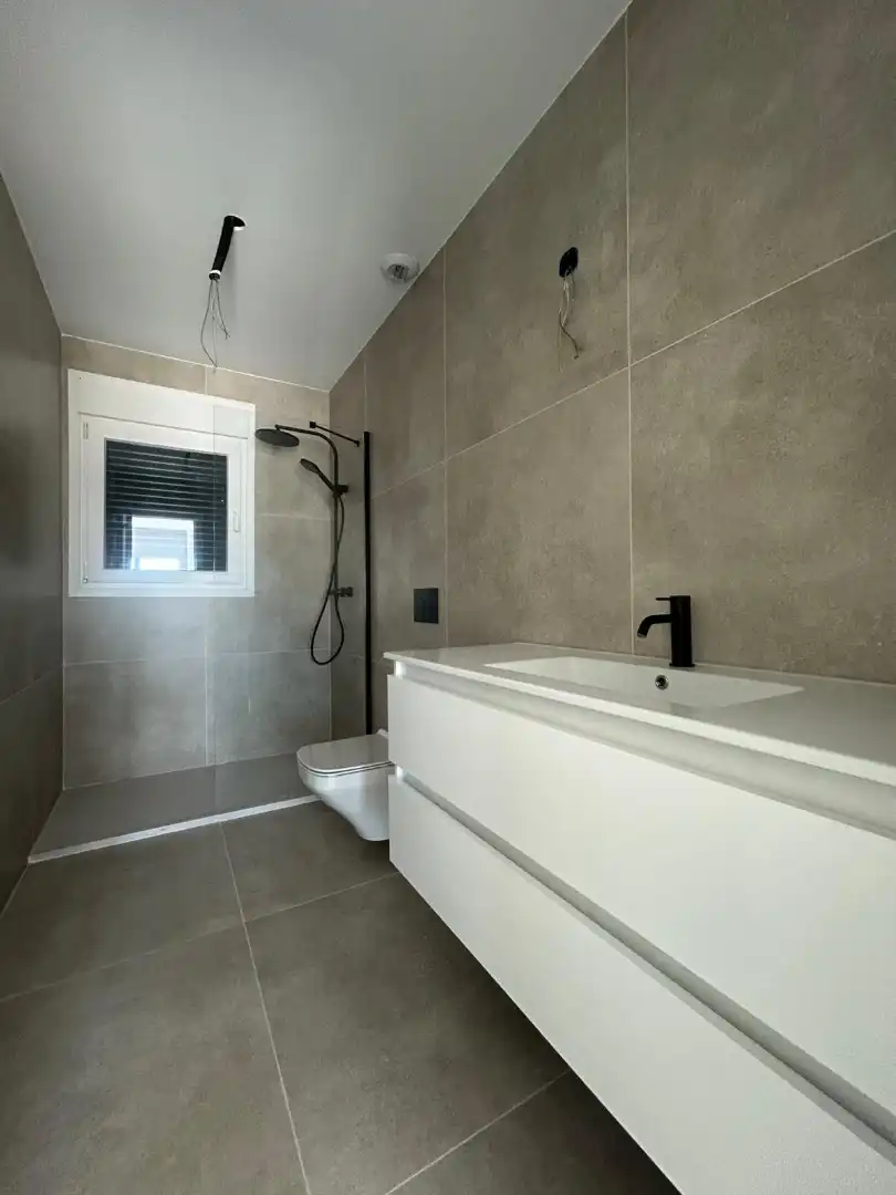 Bathroom of Attic for sale in Murcia  with Air Conditioner, Terrace and Storage room