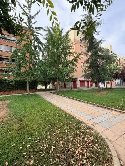 Parking de Piso en venta en Badajoz con Calefacción, Terraza y Trastero