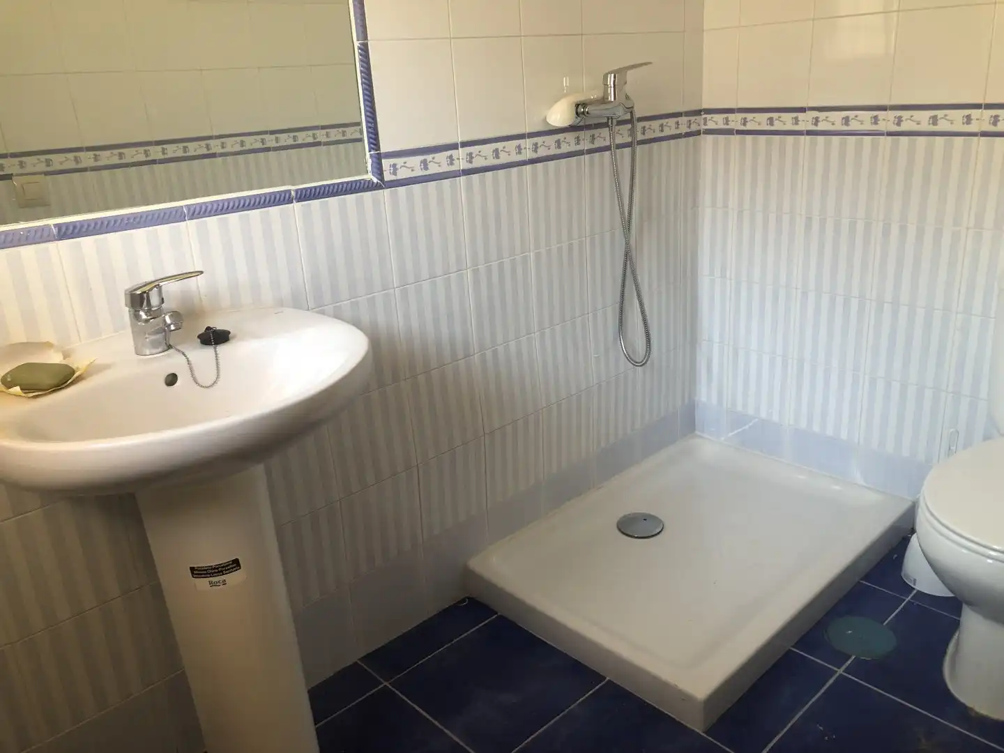 Baño de Casa adosada en venta en La Lastrilla  con Calefacción, Jardín privado y Terraza